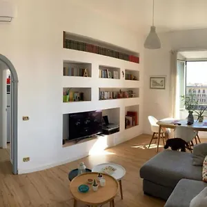 Appartamento Attico In San Giovanni Laterano, Roma