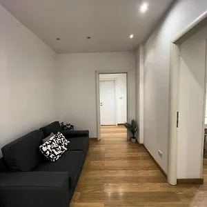 Appartamento Porta Metronia, Roma